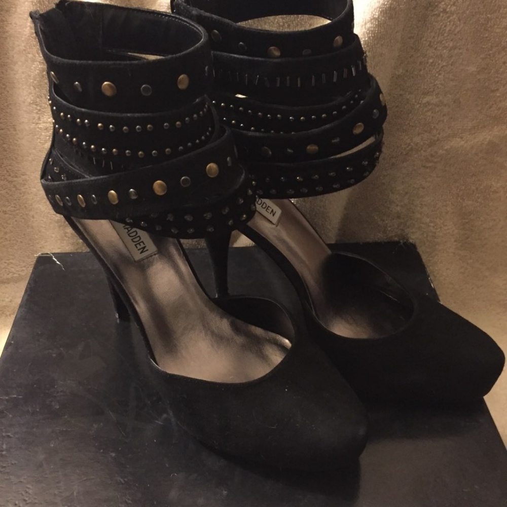 Steve Madden black stilettos